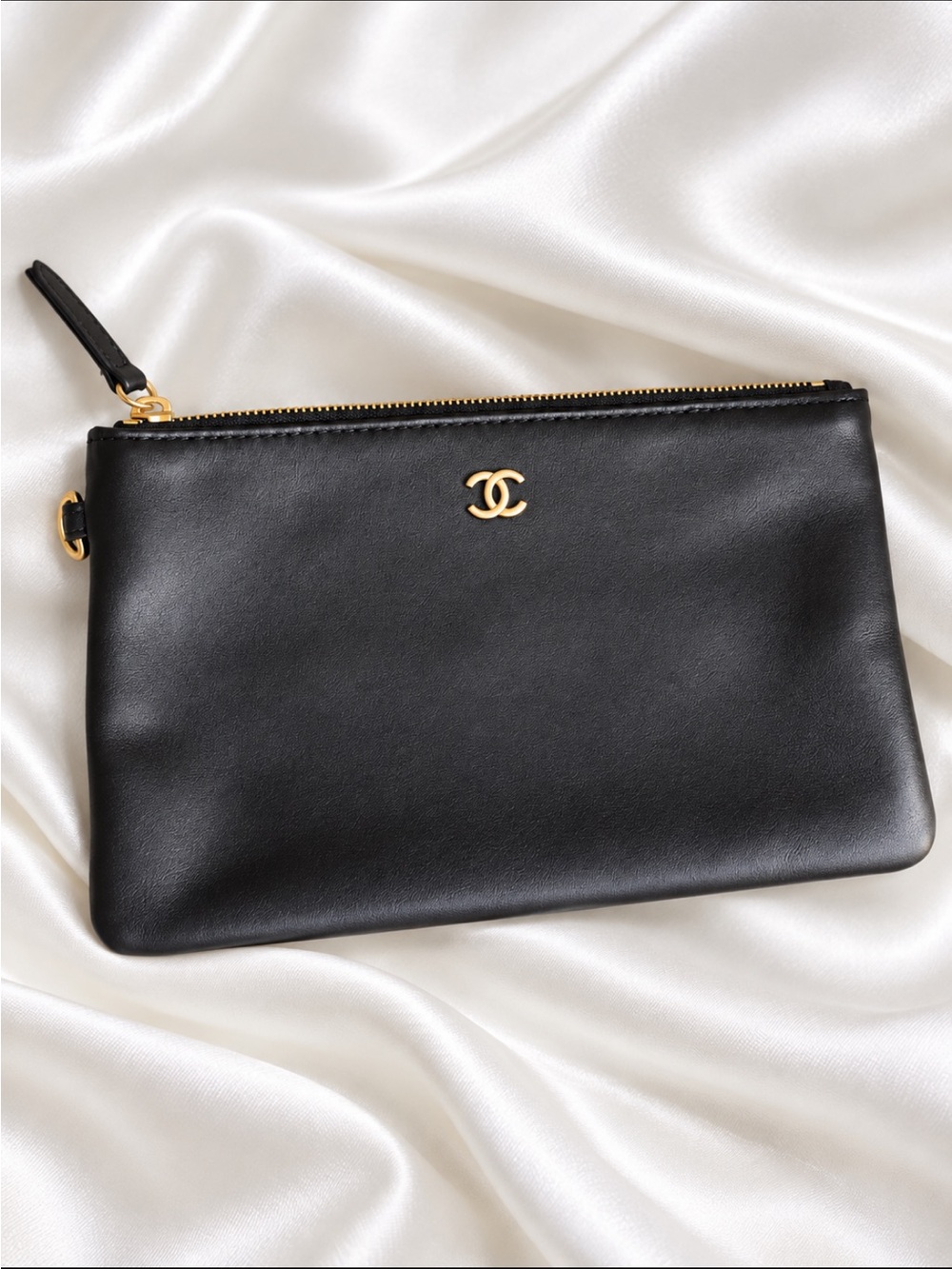 FASHION Black Leather Zip Pouch